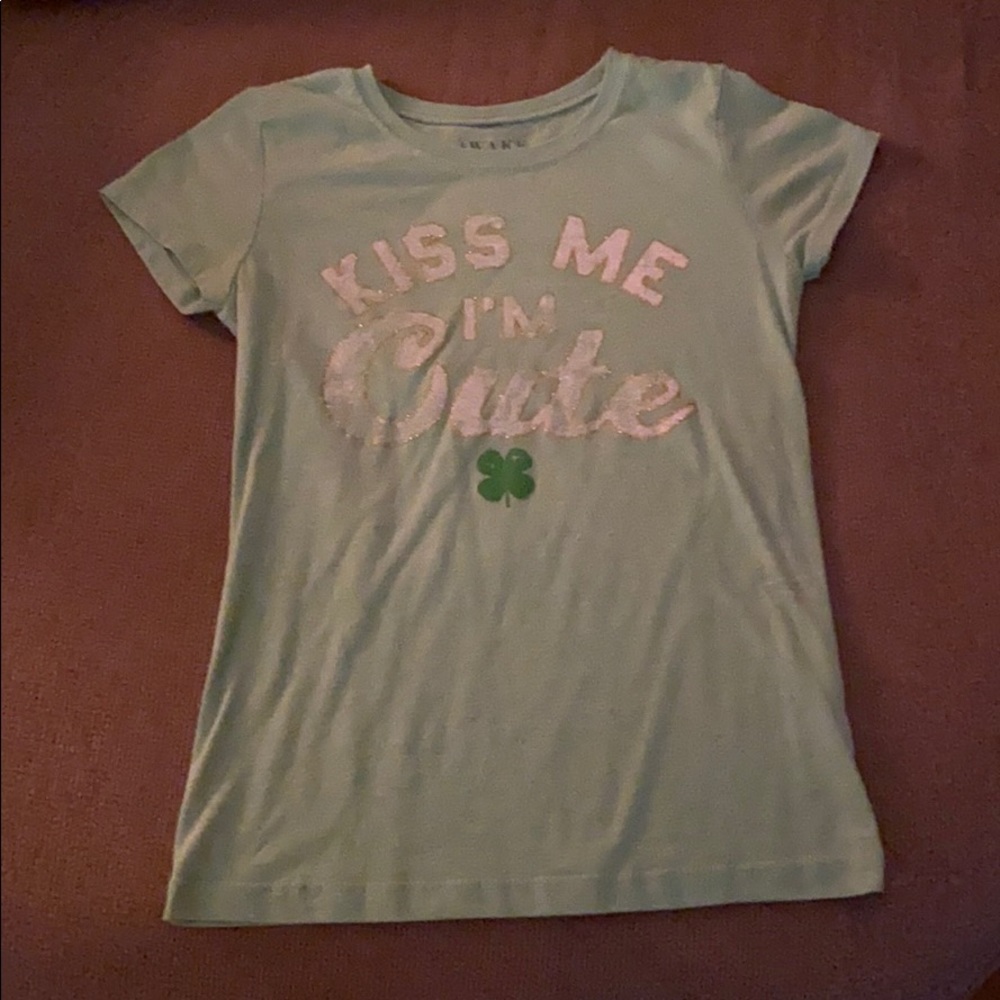 Jr shamrock Kiss Me t-shirt size large